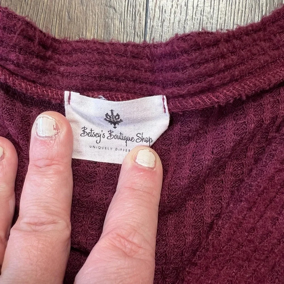 Betsey’s waffle knit front tie top SZ SM - Picture 4 of 6